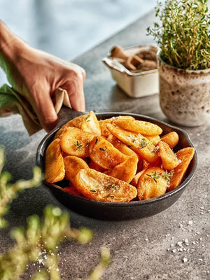 Farm Frites Seasoned Potato Wedges, 2.5 kg Frozen - View 3 | Welaza