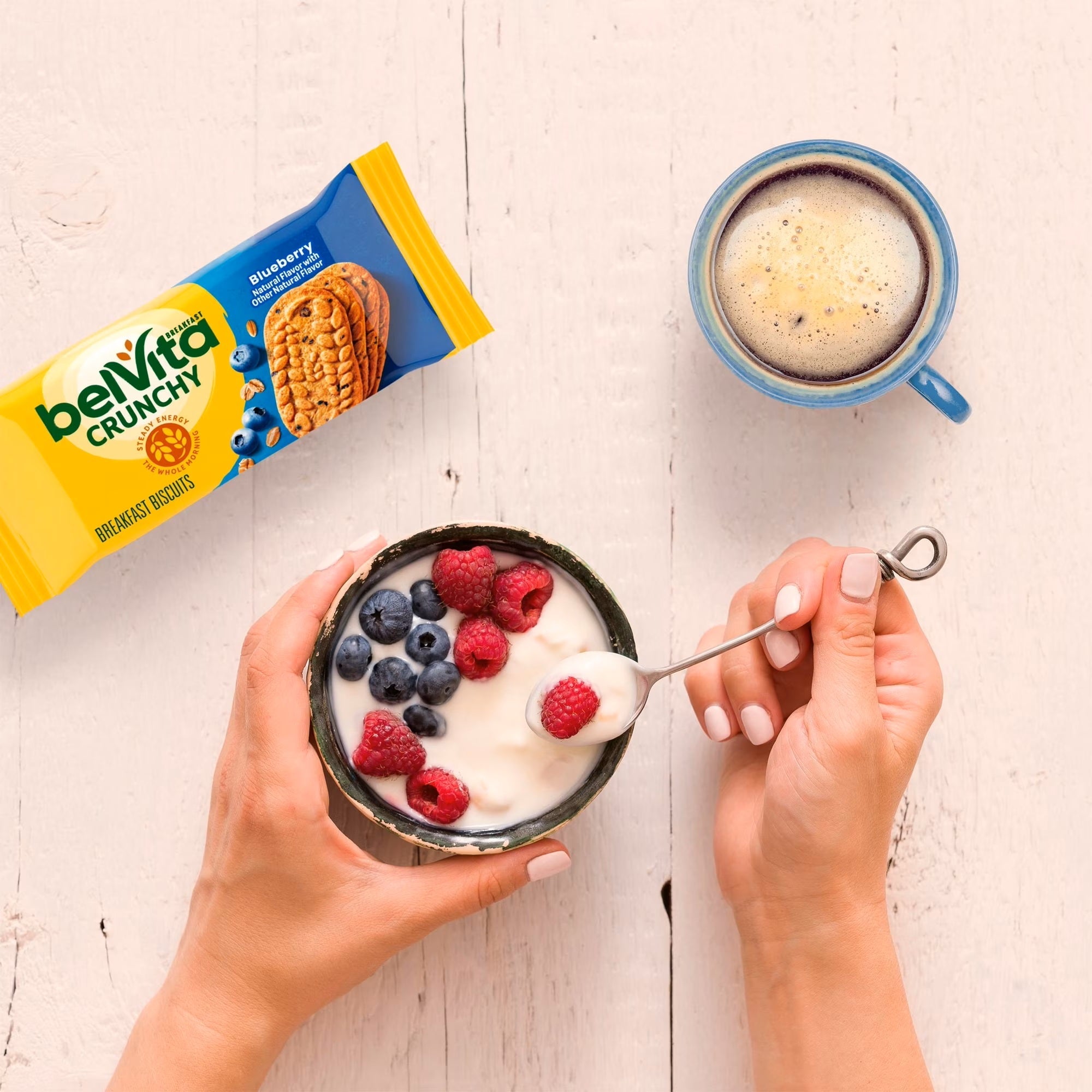 Belvita Crunchy Breakfast Biscuits, Blueberry - 1.25 kg (25 Packs of 4)
