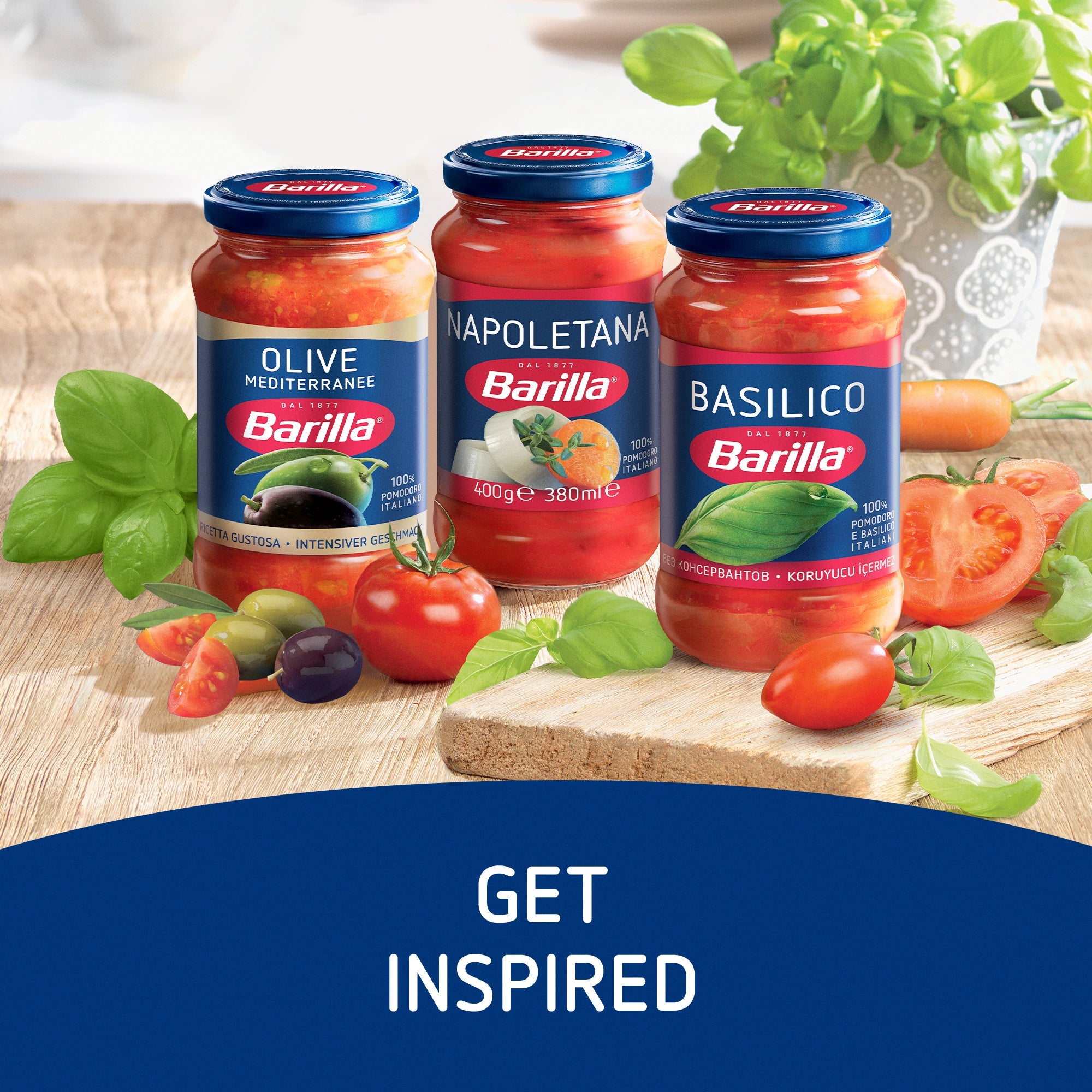 Barilla Napoletana Pasta Sauce with Italian Tomato and Basil 400g