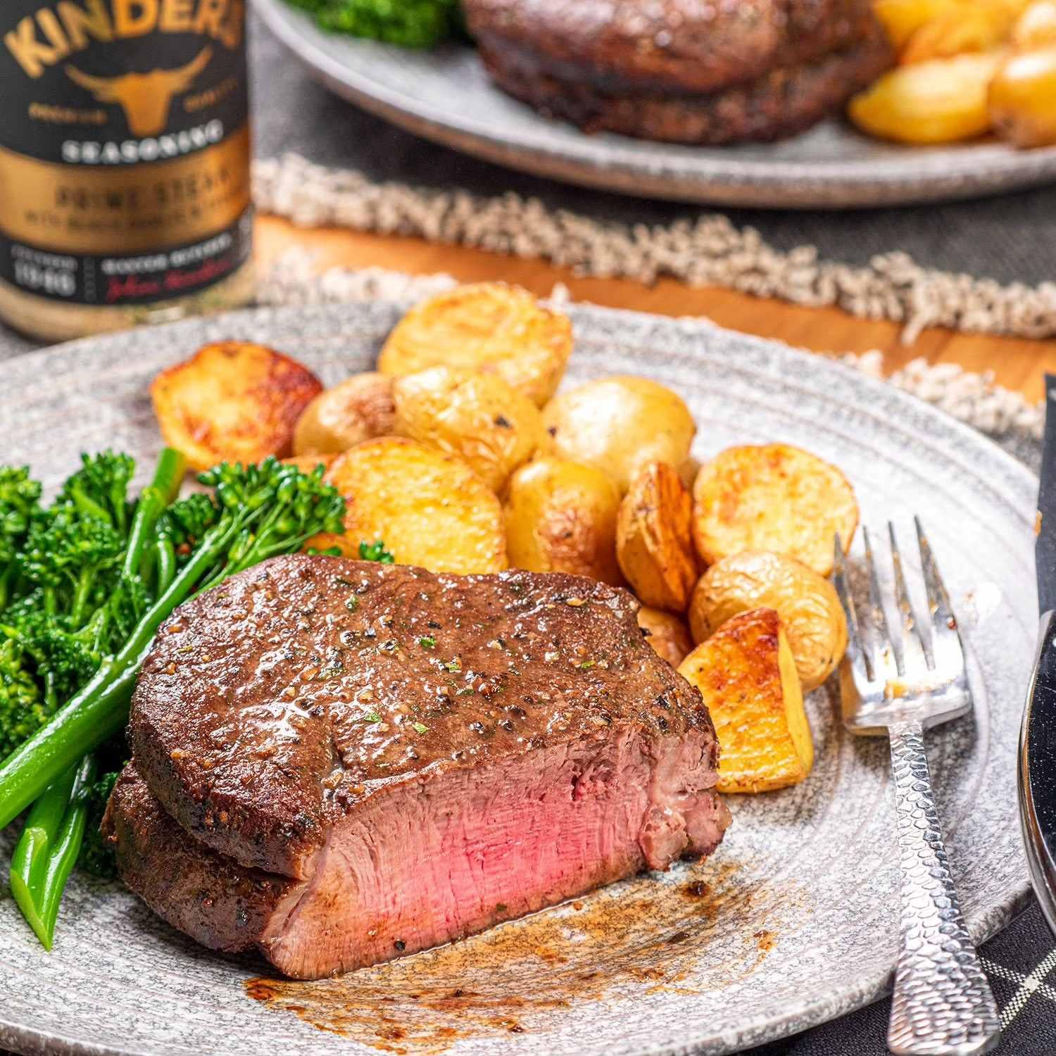 Kinder's Prime Steak with Black Garlic and Truffle Seasoning - 224g